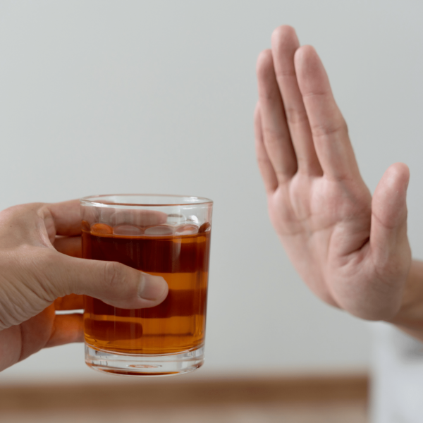 biorezonans ile alkol bırakan bir kişinin artık alkol içmemesi